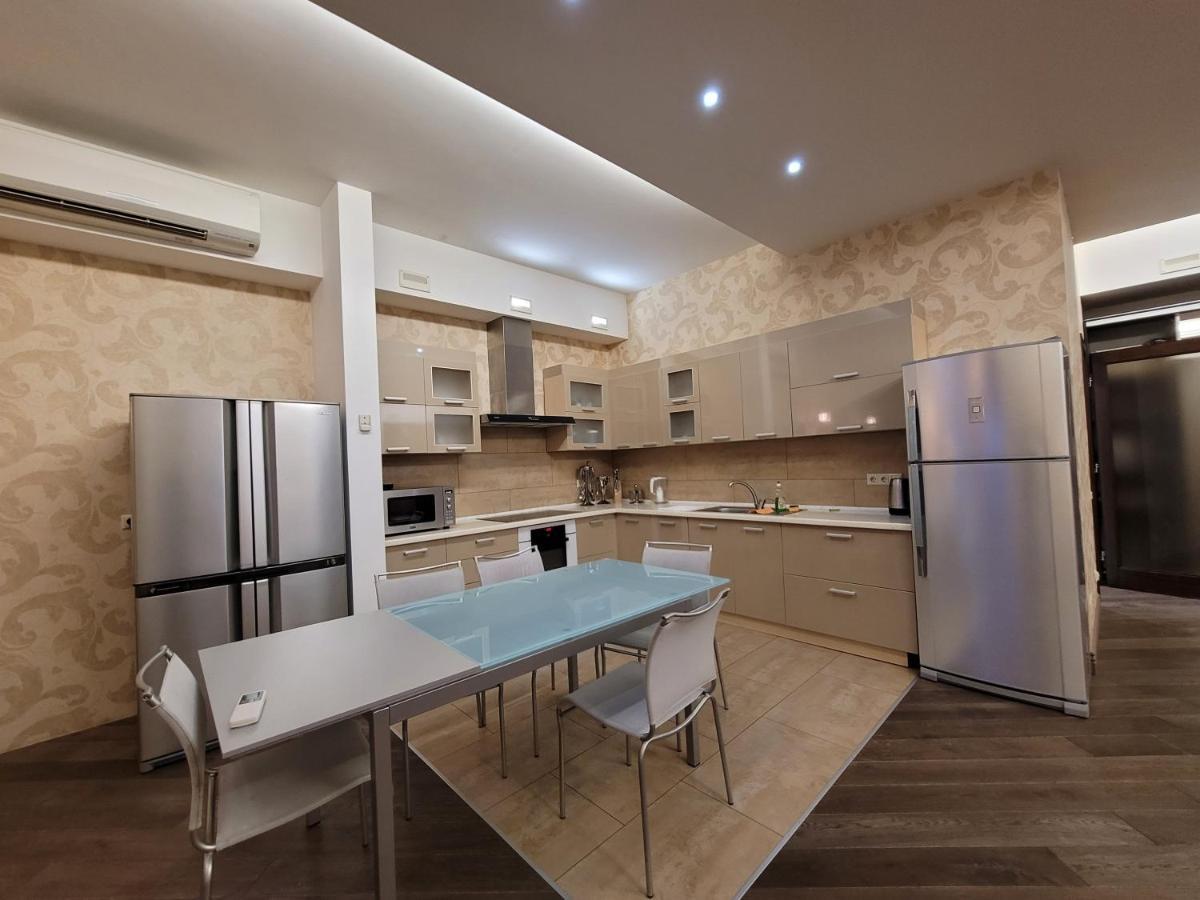 Arcadia Apartments Odessa Luaran gambar